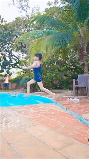 Swimmingpool full masti and fun!!#sunnyday #sunday #swimming