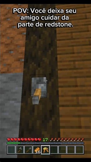 POV: Você deixa seu amigo cuidar da parte de redstone 💀 #minecraftmemes #memes #shorts