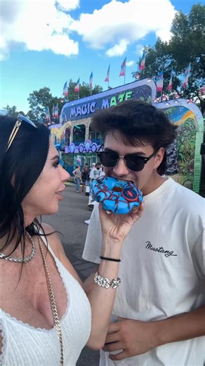 50K views · 731 reactions | He ate my doughnut  #mnstatefair #donuts ❤️ | Piper Press | Facebook