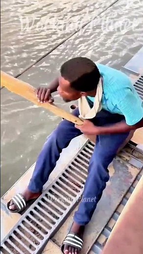 Handmade River Ferry Moves Without Engines 🚣