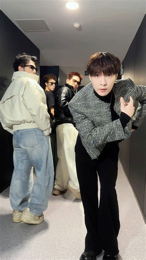 Head-turning rate: 300%