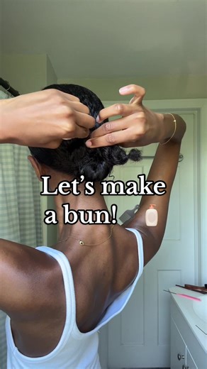 Complete Guide to Natural Hair Bun Tutorials