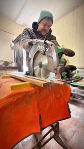 Can you turn a 100 year old mahogany shelf into a replacement window cill …. Yes , yes you can 👌🏼 🪵 #carpenter #joiner #asmr #woodworking #renovation #salvage #bespoke | David Finnegan