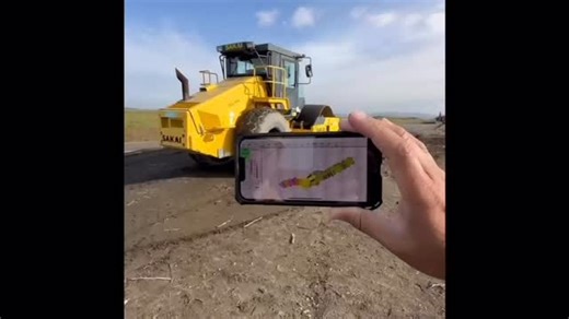 株式会社アクティブ・ソリューション on Instagram: "先日導入支援したαシステムの動画になります！ αシステムとは加速度計と解析装置を振動ローラーに取り付けリアルタイムで解析した地盤の密度と変形係数を表示して施工管理する転圧管理システムです✨"