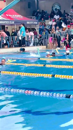 Watching our swimmers take to the water at the Swordfish Novice Gala with such courage, joy and determination truly moved us beyond words. From our tiniest 3 year old to our grown 11 year olds, every single swimmer shone so brightly and we could not be prouder! ♥️ We secured 28 medals throughout the different age groups and this is a testament to the hard work our swimmers showed 🏆 Here’s to many more moments of joy, growth and celebration together. Our Little Fishes family continues to make wa
