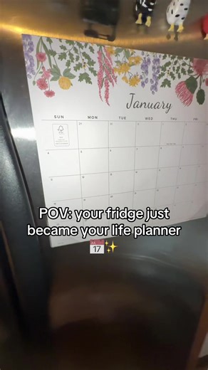 This 18-month magnetic refrigerator calendar keeps everything in one place—from January 2026 through June 2027. Meal plans, school events, appointments, content schedules, vacations… all visible at a glance. Strong magnet, clean layout, and enough space to actually write. If you’re trying to stay organized without juggling planners, this is the move. 🧲 Sticks flat 🗓️ 18 months = long-term clarity ✍️ Easy to read, easy to update 🏡 Perfect for busy homes, families, and creators #fridgecalendar 