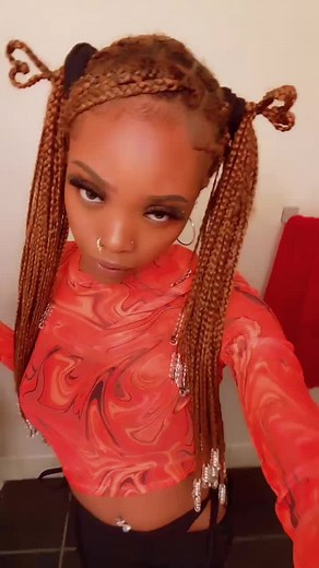 i love this heart braid hairstyle😭 #braidhearts #braidhairstyles #knotlessbraids #hairstyle #hairstyles #fyp #foryou #brysontiller