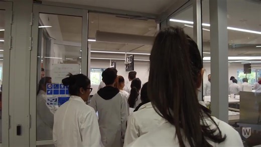 Meet Anushka Goswami, a Bachelor of Advanced Medical Science student from India! Anushka shares about the top-notch facilities, scholarships, and services offered by Western. As an active participant in student societies, she also talks about her multiple roles including the president of the Western Sydney Indian Society and the secretary of the Western Sydney International Student Association. Discover more of our courses for international students here: https://www.westernsydney.edu.au/interna