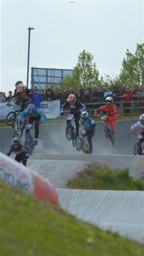 2 days. 1000 riders. 100% BMX 🔥 A massive well done to the BMX community for making this our largest BMX event to date! 🙌 🎥 @f.renxh . . . #bmx #bmxrace #bmxracing #bmxlife #bmxfamily #bmxstreet #bmxbike #bmxallday #bmxforever #bmxlifestyle #bmxrider #bmxforlife #bmxfreestyle #bmxpark #bmxlove #bmxracingkids #bmxbikes #bmxgirl #bmxisfun #bmxstyle #bike #ridebmx #cyclopark #bmxdirt #bmxkids #britishcycling | Cyclopark