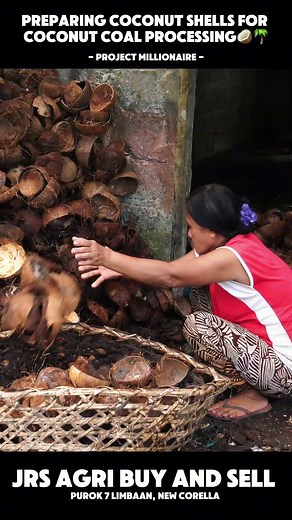 Preparing coconut shells for coconut coal processing🥥🌴