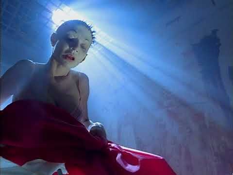 Mötley Crüe - Afraid (Official Music Video)