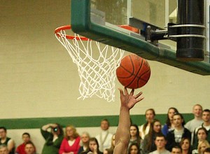 Trumbull Holds Position In Boys Basketball Poll