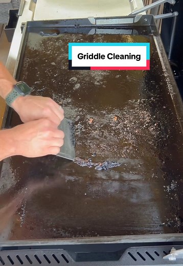If you have trouble cleaning your griddle or it rusts, you need to watch this whole video! This cleaning method simply works! #griddle #blackstone #cleangriddle #griddlemaintenance #rusted #rustedgriddle