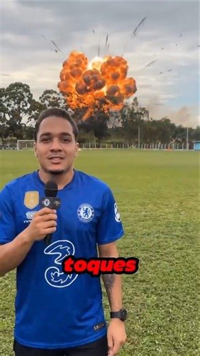 When everyone conspires against Aladdin #football #challenge #trickshot