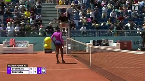 Sloane Stephens wins sixth straight match, advances at Mutua Madrid Open