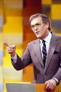 Tom Kennedy (television presenter) ~ Wiki & Bio with Photos | Videos