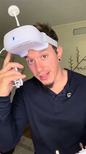 This FPV drone kit is the kind of holiday gift that actually gets used—real goggles, 3 smart flig