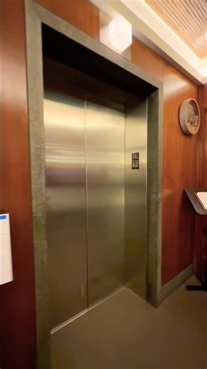 Otis Compass 360 Lift Elevator to Rooftop Pool Movie Night | Hilton Hokulani Hotel, Waikiki, Hawaii