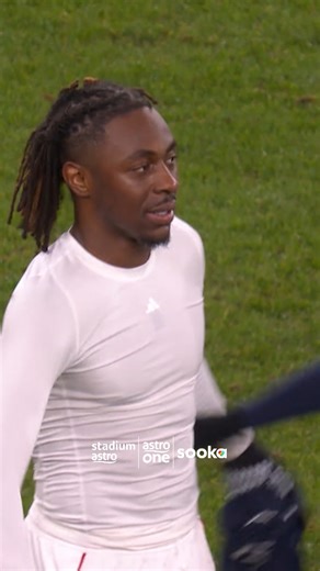 Arsenal's quest for the quadruple is well and truly alive as they cruised past a helpless Wigan side, gunning four goals within 27 minutes into the match! #AstroFAC | Stadium Astro