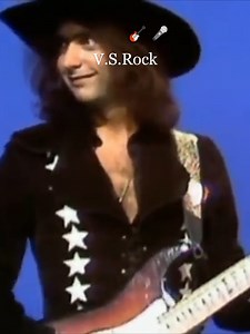 43K reactions · 5.5K shares | #Best_Line_Up #MK_II Deep Purple - "No No No" Beat Club German TV '71 A.A.C Audio // Short Version Rehearsal Session At German TV - Bremen There are videos that you may not have seen https://www.facebook.com/VladoSimunovicRock No No No of Deep Purple from the fifth album, "Fireball" Published in '71 Deep Purple's most successful lineup, "Mark II," | Rock_N_Roll_Fantasy V.S.Rock | Facebook