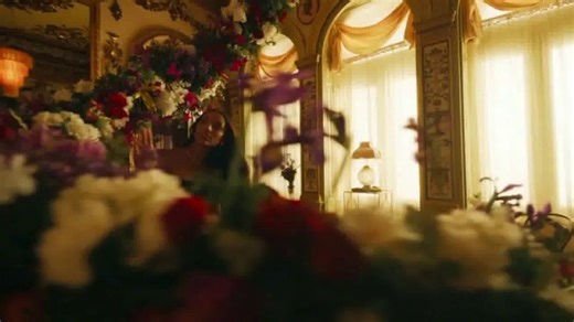 Downy Unstopables TV Spot, 'Smell Magnifique'