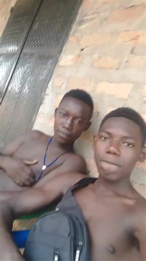 scofieldproug (@scofieldproug)’s videos with Guno Omwaka - Alien Skin Official