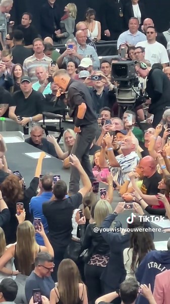 Bruce Springsteen Concert Experience in Las Vegas