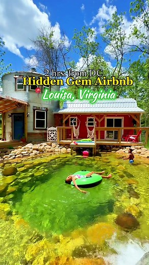 I had the pleasure of staying at this stunning Virginia retreat with my kids, and I'm still pinching myself! It's peaceful, great for a family, solo, or couples' getaway. ✨ Quick things to know about this unique vacation rental: 📍 Louisa, Virginia 🚘 2 hours from Washington, DC 🚘 45 minutes from Richmond, VA 🚘 30 minutes from Charlottesville, VA 🐕‍🦺 Pet-friendly 🏊‍♂️ Natural swimming ponds (with a filter that cleans the water) 🍻 Close to several breweries and wineries 🥾 5 miles of hiking