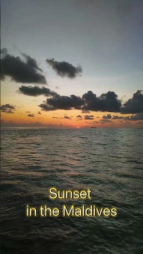 Timelapse Sunset in the Maldives! #sunset #maldives #sunsetview