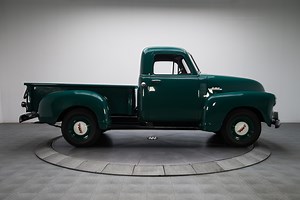 1952 GMC 100 Pickup Truck is Beautifully Restored to Original Condition – Video, Photo Gallery