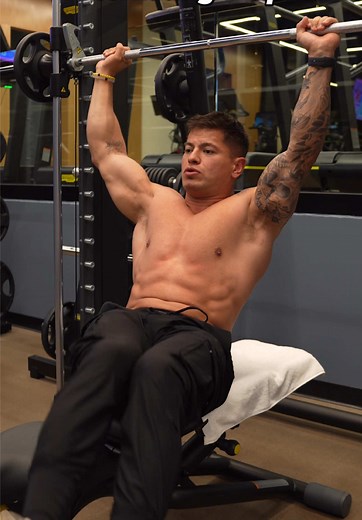 Smith Machine Abs Workout: Effective Variations
