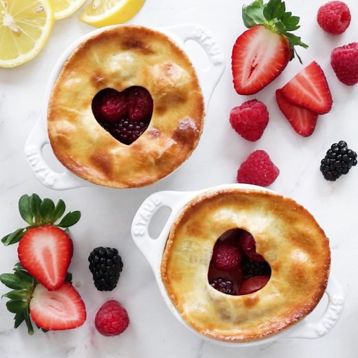 21K views · 254 reactions | https://www.skinnytaste.com/mixed-berry-pie/ These individual Mixed Berry Pies are perfect for portion control. Easy to make, filled with mixed berries and topped with refrigerated pie crust. | Skinnytaste | Facebook
