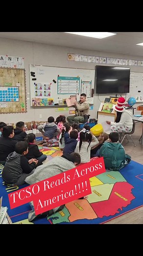 TCSO Deputies are having fun taking part in #readacrossamericaweek! Thanks to Goshen elementary, Palm Elementary, Golden Valley in Orosi and Del Vista Math and Science Academy in Delano for having us! #Tularecounty #tularecountysheriff #tcso #drseuss #drseussbirthday | Tulare County Sheriff's Office