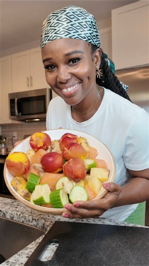 Make this Tropical Juice with Me. Refreshing, Hydrating, Vitamin-rich & Gut-friendly #SummerJuice