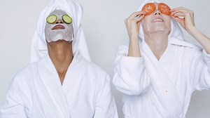 You may have been tying your dressing gown wrong all your life, here’s how to do it