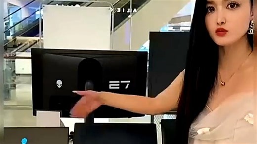 【游戏本推荐】外星人（Alienware）AREA-51m 18英寸高性能笔记本电脑｜搭载5090显卡酷睿Ultra9处理器｜32G内存2T固态2.5K 300