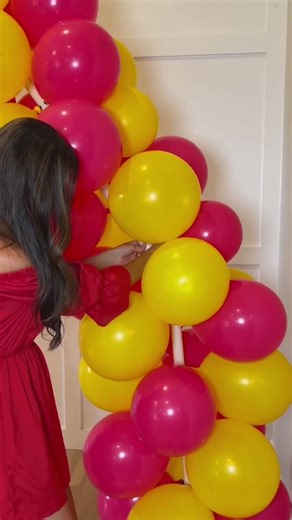 We know setup isn’t always perfect, here’s how to re-inflate a balloon if an oopsies happens!