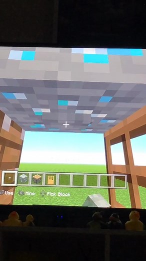 Discover a Surprising Minecraft Glitch on PS4