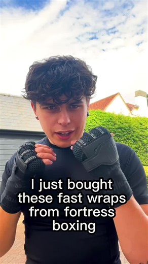 Fast Wraps: Harness Your Power with Customizable Boxing Wraps