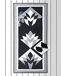 GO! Cleapatras Fan Table Runner Pattern