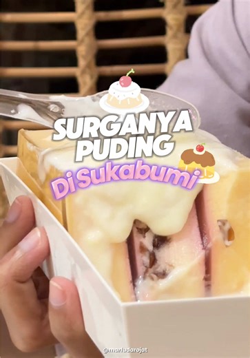 Marfu Darojat (@marfudarojat_) - Puding Premium & Dessert! surganya puding banyak varian, dessert manis nyegerin yang cocok banget buat stok dirumah / kasih orang tersayang : Bakpia kombinasi Puding lapis cranberry cheese 🏆 Durian spurge creamy🏅 Baby Burnt Cheesecake 🎖️ Colour bread puding🌈 Coffe caramel jelly Guavaberry creamy drink Puding lapis pistashio Rumah Puding Sukabumi @rumahpudingsukabumi 📍Jl. Bhayangkara No 130B (Deket FRESH HOTEL) sebrang Refleksi