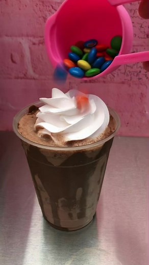 Delicious Chocolate Milkshake Recipe for Hot Days