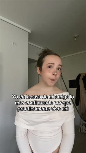 Video de enyyyy (@enyyita) relacionado con “yo en la casa de mi amiga”