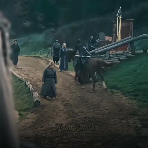 Did you notice?🙈🤝