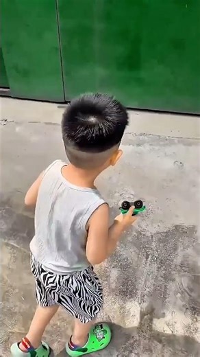 Remote control Mini car baby smart racing supar crazy 😲 #shorts #rccars