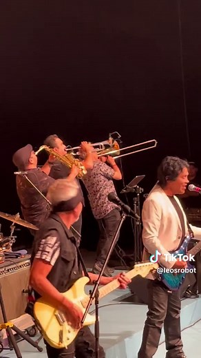 El Haragán y Compañía en el 88 aniversario de La Hora Nacional. #musica #livemusic #envivo