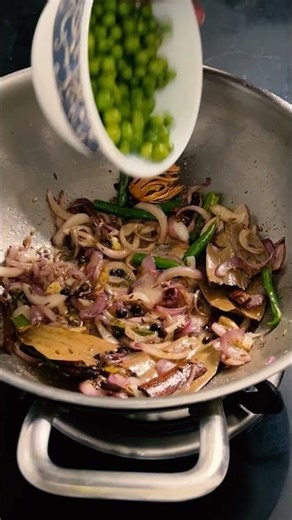 Mutter Pulao | Cozy Homely Cooking 💚