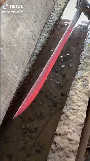 Discover the Beauty of Chinese Swords with These Amazing Blade Collections