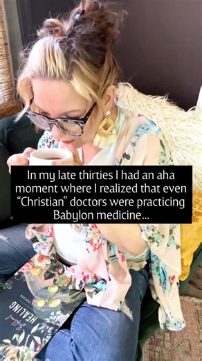 Sherri Ann Ohler on Instagram: "I was sleeping alone in a hotel room in Vegas while on a business trip and I woke up in a full blown panic attack at 3am and ended up in the hospital. Stress had taken its toll on my body after many years of trauma while battling for my daughter’s safety in the court system, and I guess the travel for this art show I was a vendor at was the last straw. Somehow I made it home to Illinois the next day and that one panic attack turned to over 30 over the next three w