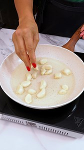 544K views · 3.3K reactions | Knoblauch in heißes Öl geben! Sie werden das Ergebnis nicht bereuen! | Zu Gut | Facebook